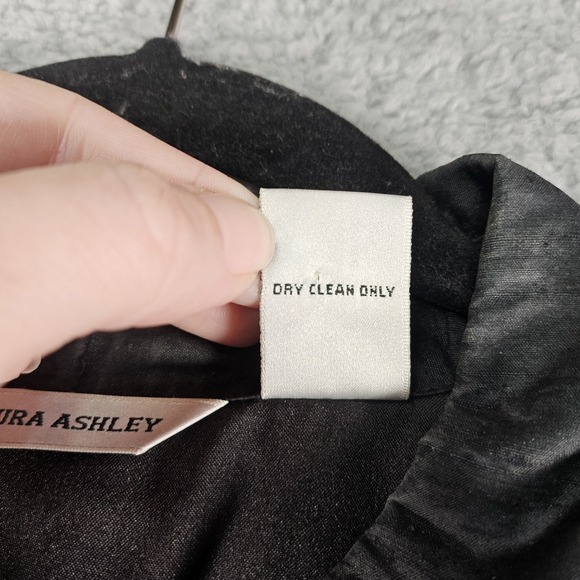 Laura Ashley Jacket Womens XL Black Floral Silk Boho Artsy Whimsigoth Fairy READ - Picture 9 of 16